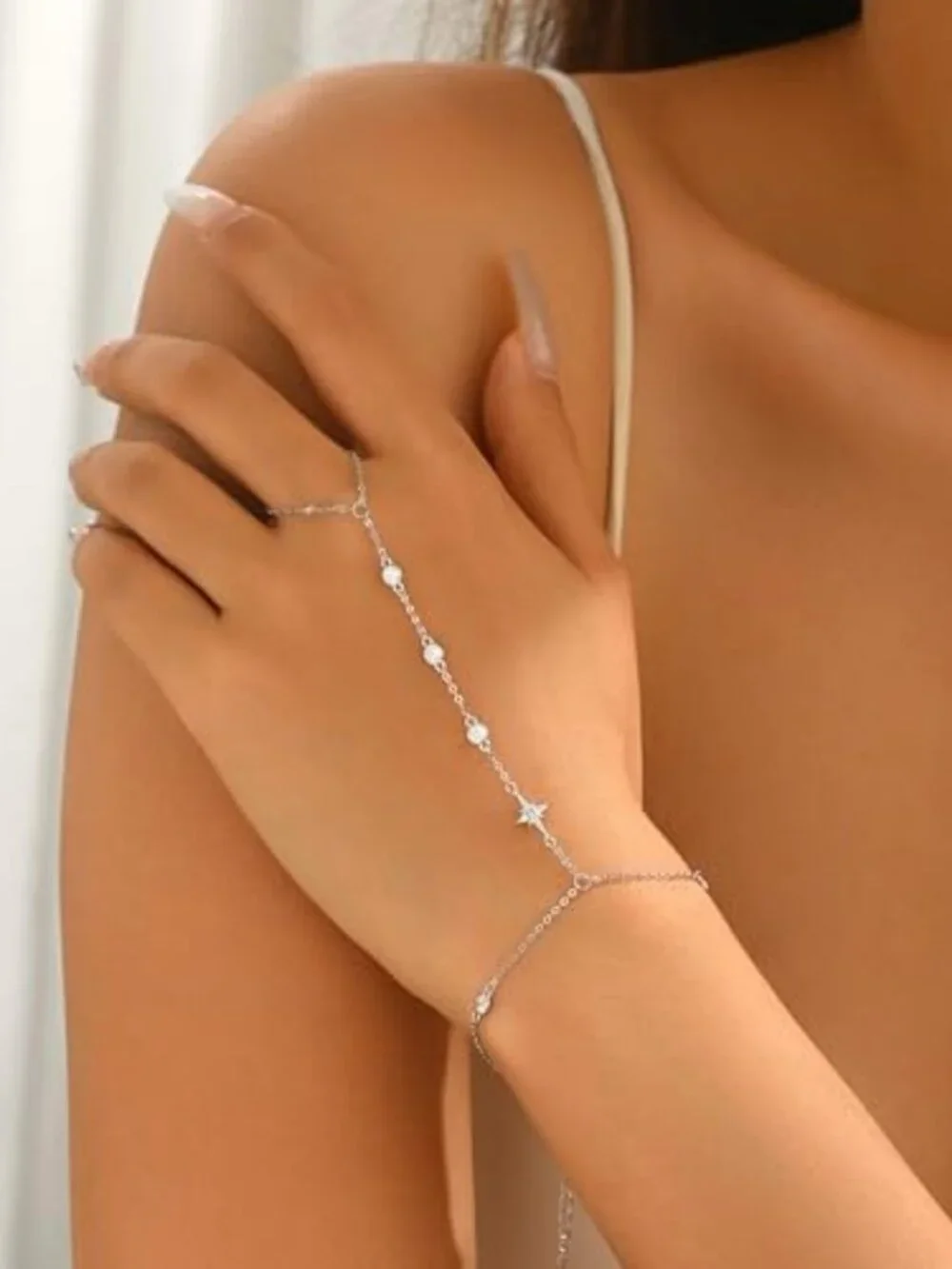 925 Sterling Silver Hand Chain Bracelet for Women - Elegant & Adjustable Jewelry